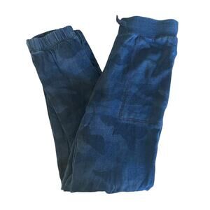 Mini Boden blue camo pants size 9